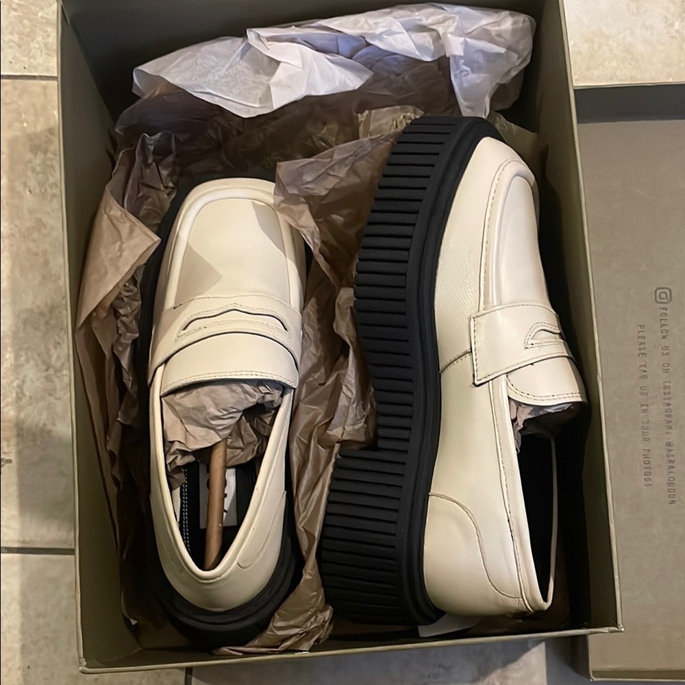 Asra Flax flat form loafers